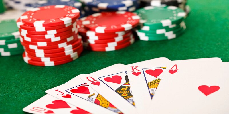 Kinh nghiệm chơi poker:  Mẹo chơi hay giúp bạn cải thiện kỹ năng