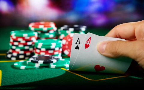 Làm sao để chiến thắng khi chơi Fold poker? Bí quyết đây rồi!